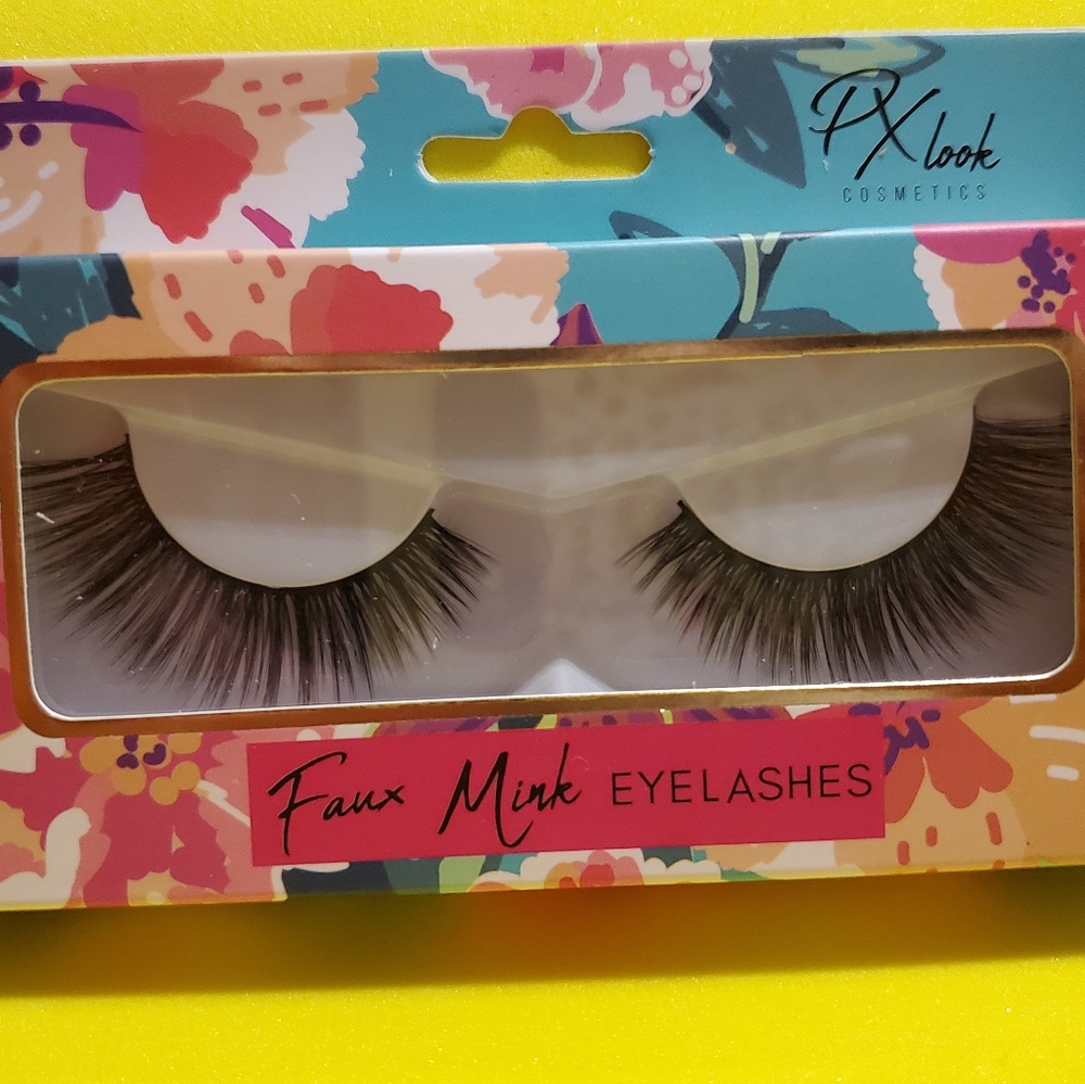Lashes - Picture 5 of 5